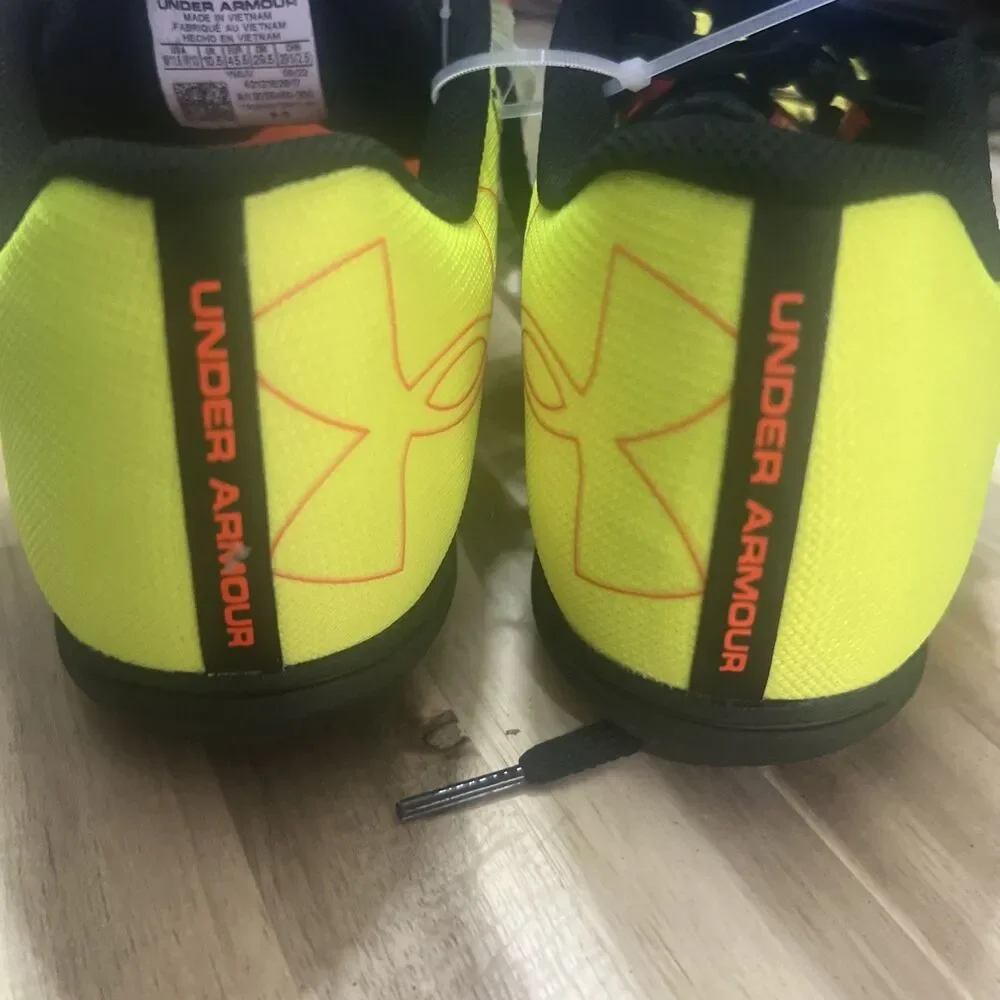 Under Armour Unisex Kick Distance 4‎ track spikes Men's11.5 - W13